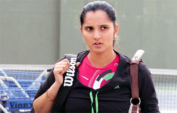 Post-knee surgery, Sania Mirza joins Fed Cup camp in Delhi